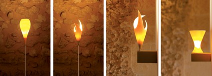 Vier verschiedene edle Lampen aus Porzellan.