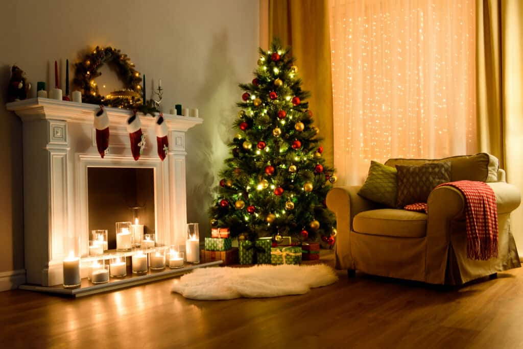 Gemütliche Weihnachtsbeleuchtung für das Wohnzimmer