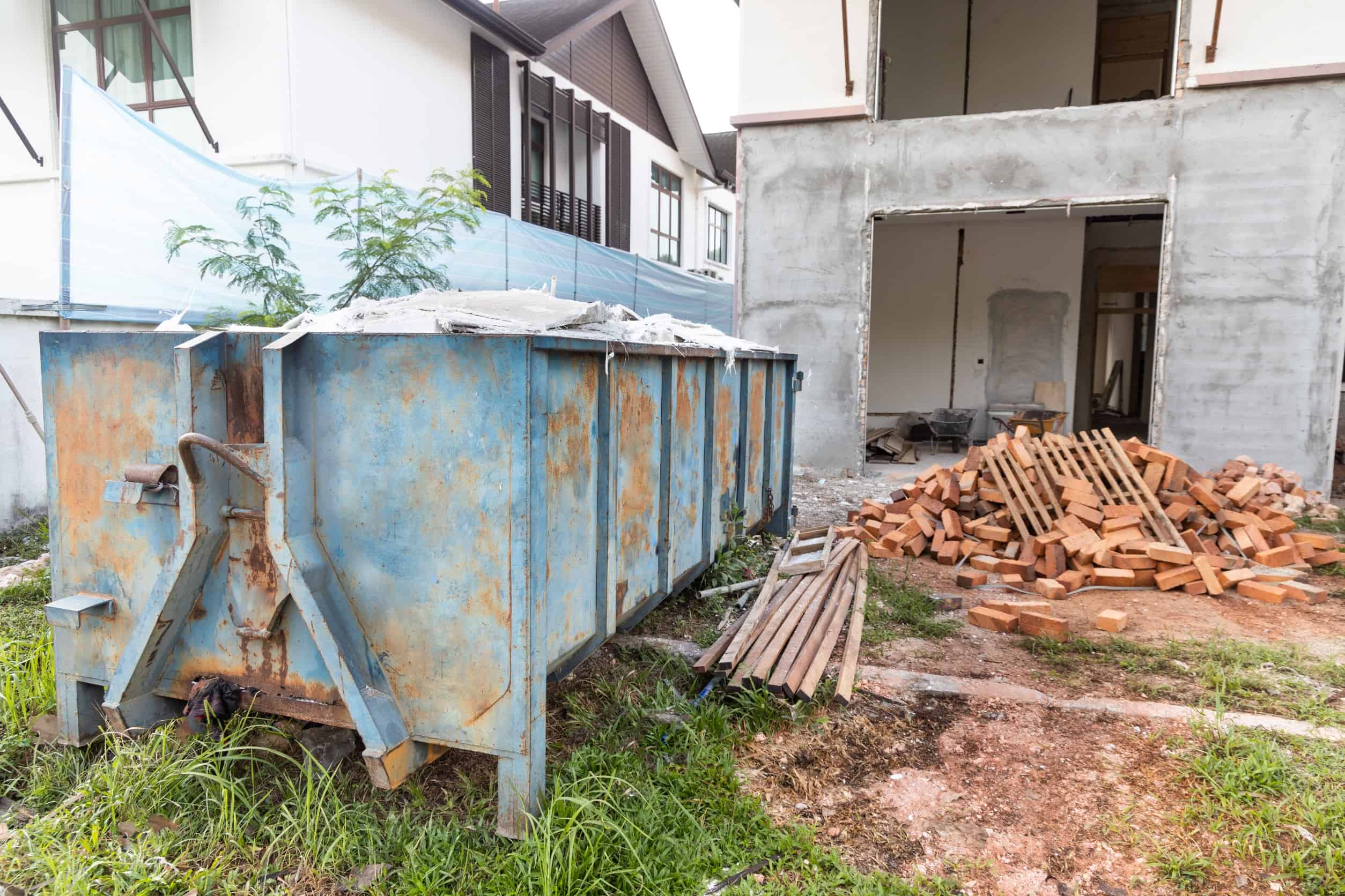 Sanieren und Bauen verbraucht viele Rohstoffe und erzeugt viel Müll. Baustoff-Recycling ist ein ausschlaggebender Faktor, um CO²-Emissionen zu senken.