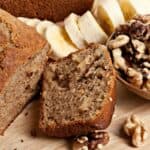 Happy Bread - saftiges Bananenbrot mit Walnüssen.