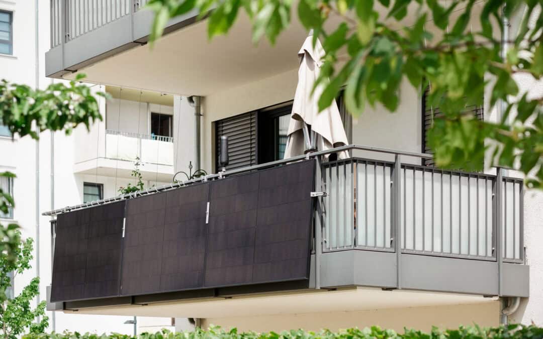 Strom vom Balkon: Wie Sie Ihre Energiezukunft selbst in die Hand nehmen